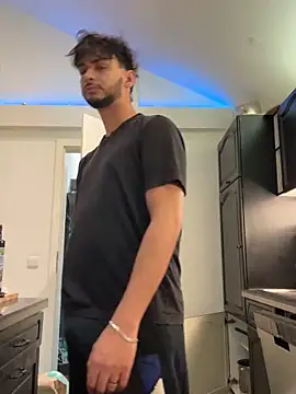 Gipsyboysteve online show from November 24, 2025, 9:25 pm