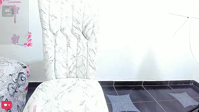 Sofia Dg online show from November 7, 2025, 8:53 pm