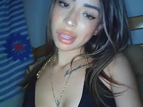 VIOLETT SATOMI online show from November 14, 2025, 5:28 am