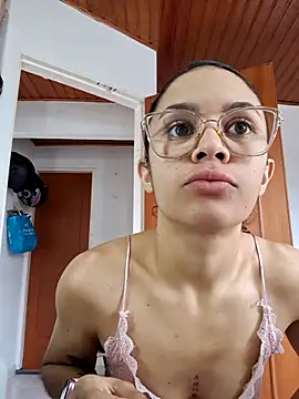 Britany Sweety online show from November 11, 2025, 4:29 pm