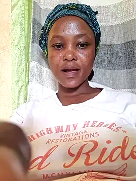 Snapshot of Amagoitse chatting on September 27, 2025, 11:15 am Amagoitse online show from September 27, 2025, 11:15 am
