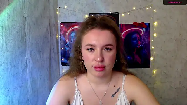 JuliaTopp  online show from January 7, 2026, 8:17 am