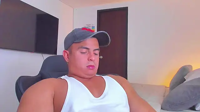 Snapshot of RJBarto chatting on October 3, 2025, 3:14 am RJBarto online show from October 3, 2025, 3:14 am