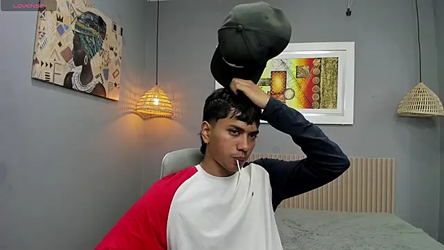 markbowie online show from October 10, 2025, 11:53 am