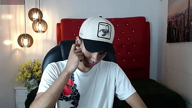 Snapshot of markbowie chatting on February 15, 2026, 1:09 pm markbowie online show from February 15, 2026, 1:09 pm