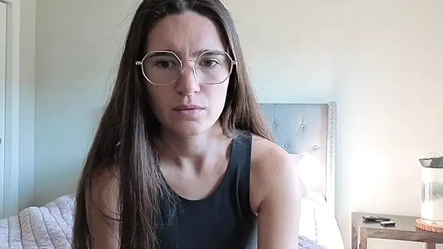 Snapshot of bambifarrina chatting on September 29, 2025, 8:13 pm bambifarrina online show from September 29, 2025, 8:13 pm