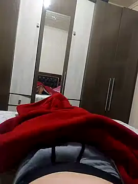 Snapshot of Gustavo198045 chatting on October 29, 2025, 3:09 am Gustavo198045 online show from October 29, 2025, 3:09 am