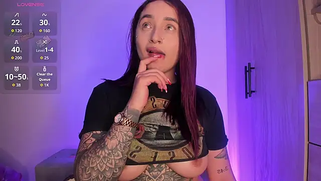 scarlett Collinss online show from February 14, 2026, 5:48 am