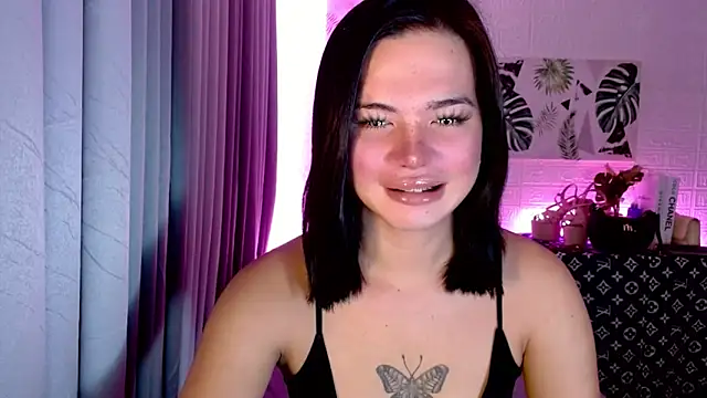  SexyButterfly online show from October 14, 2025, 8:20 pm