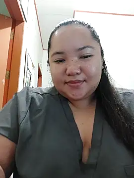 LianaCruzado online show from April 21, 2026, 5:36 am