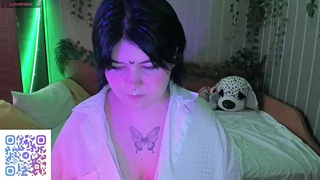 Alisa Monroe online show from October 25, 2025, 7:38 am