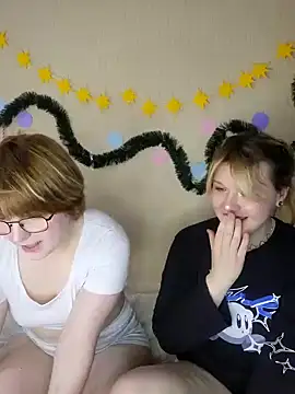 Snapshot of xrixsyx_and_ricky chatting on February 2, 2026, 5:11 pm xrixsyx and ricky online show from February 2, 2026, 5:11 pm