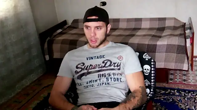 Jordan1Dior online show from October 6, 2025, 6:11 am