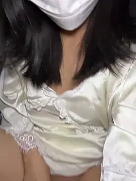 xiaogou-boby online show from May 2, 2026, 9:53 pm