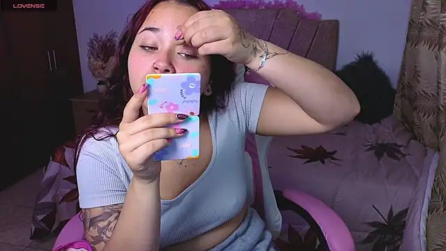 Leakitten online show from October 8, 2025, 1:58 am