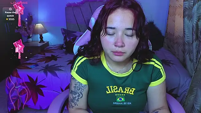 Leakitten online show from October 27, 2025, 7:29 pm