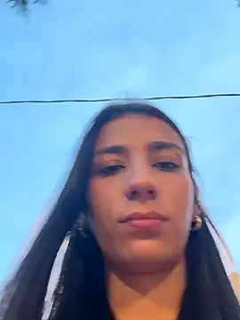 -juicy  online show from November 9, 2025, 10:30 pm