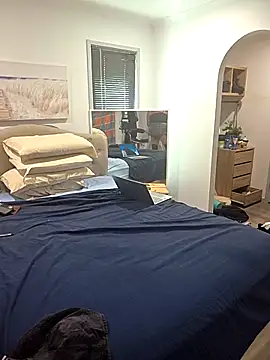 iamthepublickmasterbater online show from March 17, 2026, 12:15 am