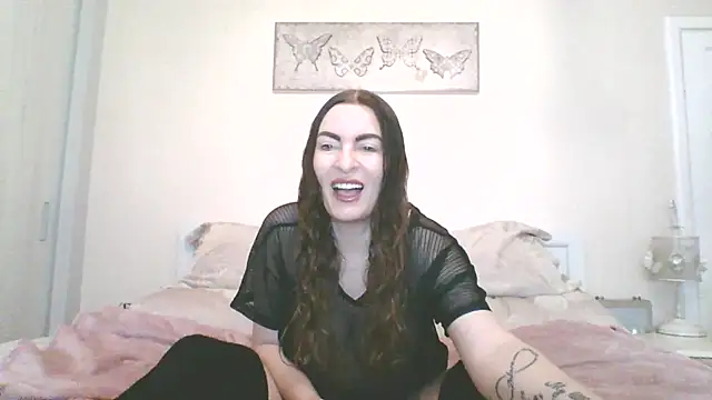 EllaKent online show from January 18, 2026, 10:08 am