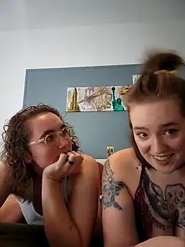 AndHerXO online show from February 9, 2026, 12:53 pm