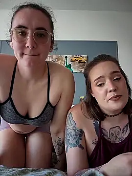 AndHerXO online show from March 2, 2026, 12:01 pm