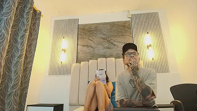 RavenandCody online show from October 8, 2025, 3:37 am