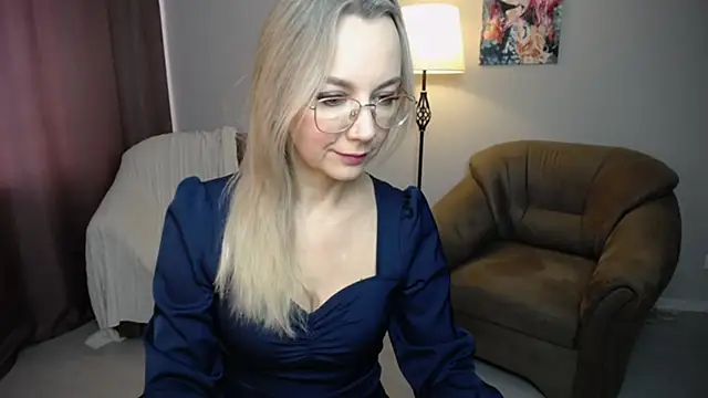 Ava Elior online show from October 3, 2025, 10:23 am