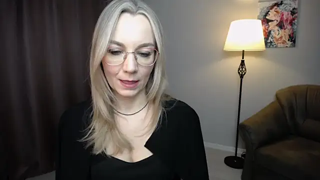 Ava Elior online show from November 27, 2025, 9:55 am