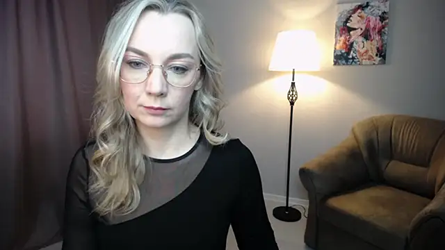 Ava Elior online show from February 5, 2026, 11:15 am