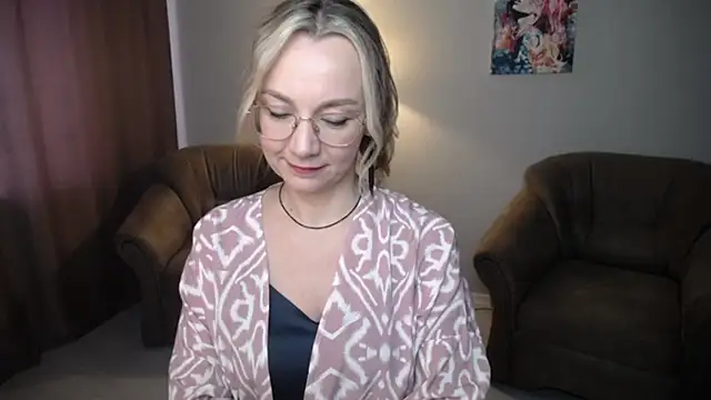 Snapshot of Ava_Elior chatting on June 3, 2026, 10:40 am Ava Elior online show from June 3, 2026, 10:40 am