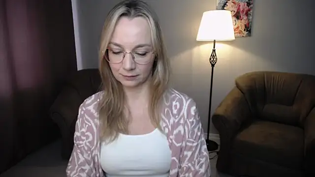 Snapshot of Ava_Elior chatting on June 28, 2026, 11:05 am Ava Elior online show from June 28, 2026, 11:05 am