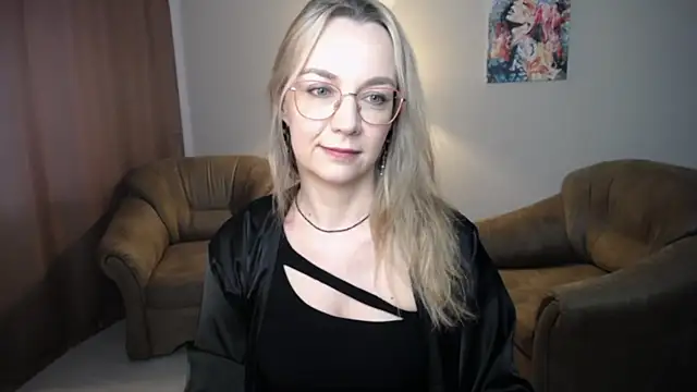 Snapshot of Ava_Elior chatting on July 11, 2026, 11:57 am Ava Elior online show from July 11, 2026, 11:57 am