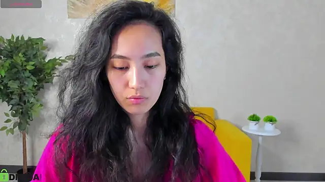 FlirtyAura online show from April 11, 2026, 3:44 am