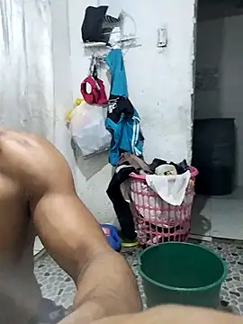 Snapshot of Kesurra chatting on November 1, 2025, 9:44 am Kesurra online show from November 1, 2025, 9:44 am