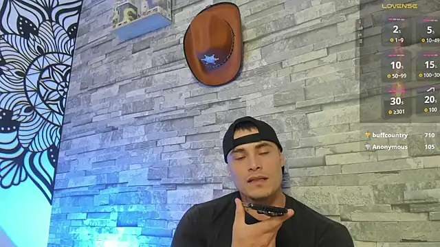 connorsmiith online show from October 23, 2025, 12:43 am