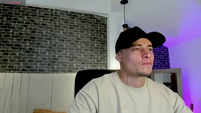 connorsmiith online show from February 25, 2026, 3:54 pm