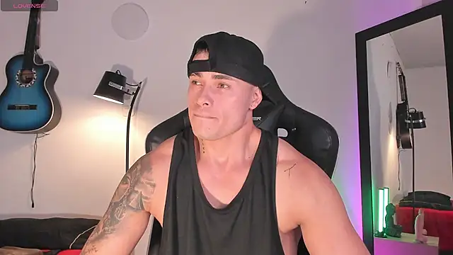 Snapshot of connorsmiith chatting on June 27, 2026, 12:48 am connorsmiith online show from June 27, 2026, 12:48 am