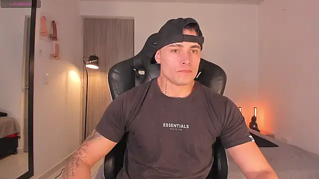 Snapshot of connorsmiith chatting on July 13, 2026, 12:13 am connorsmiith online show from July 13, 2026, 12:13 am
