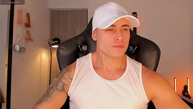 Snapshot of connorsmiith chatting on July 13, 2026, 7:27 pm connorsmiith online show from July 13, 2026, 7:27 pm