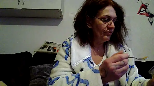 RubyyRosee online show from March 10, 2026, 7:02 am