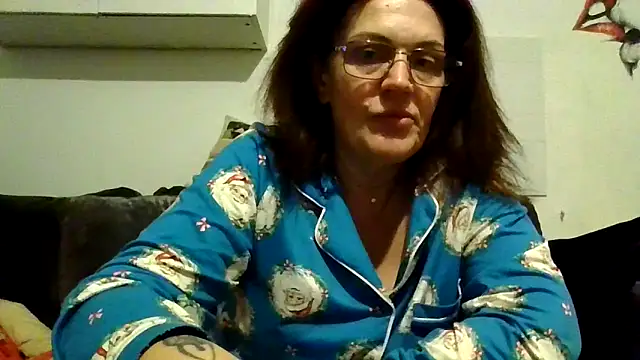RubyyRosee online show from March 22, 2026, 2:37 am