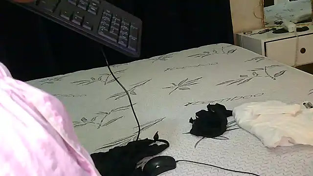 Ivysol online show from October 25, 2025, 6:54 am