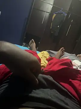 dickhiver5512 online show from November 14, 2025, 2:43 am