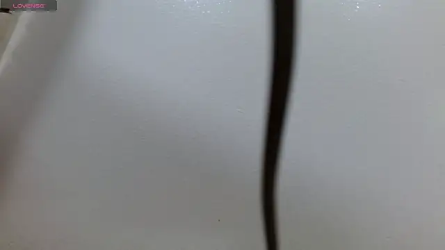 tinisweet online show from September 11, 2025, 12:16 pm