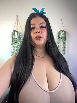 Angie lynn online show from October 4, 2025, 5:33 pm