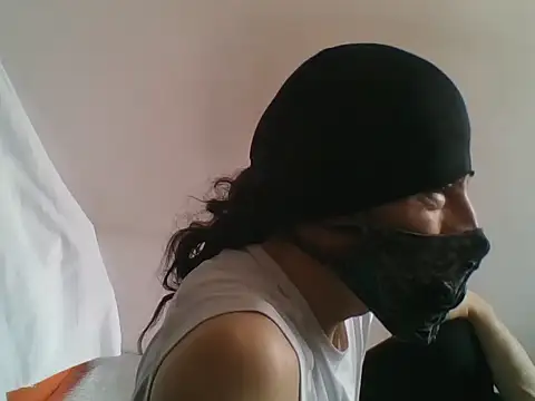 Snapshot of matrix70016 chatting on September 8, 2025, 4:50 pm matrix70016 online show from September 8, 2025, 4:50 pm