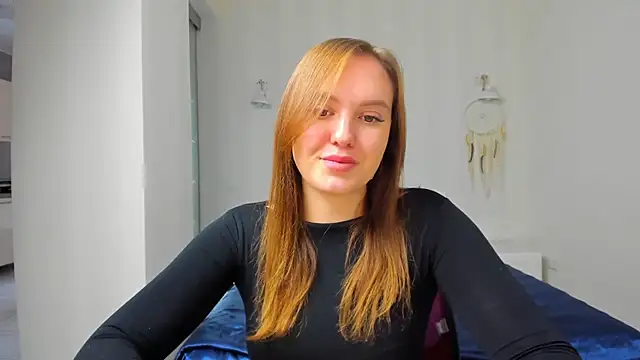 Snapshot of EmmaNorman chatting on October 23, 2025, 1:54 pm EmmaNorman online show from October 23, 2025, 1:54 pm