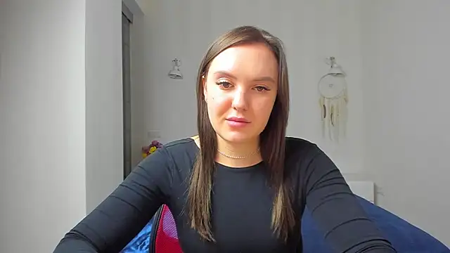 Snapshot of EmmaNorman chatting on October 30, 2025, 4:52 pm EmmaNorman online show from October 30, 2025, 4:52 pm