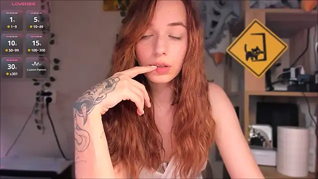 elilybby online show from July 18, 2026, 5:39 pm