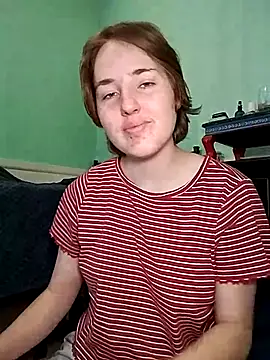 angelbliss10100 online show from October 24, 2025, 5:42 pm